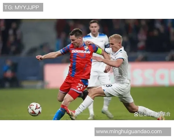 足球明星皮尔森的个人资料与精彩瞬间图片分享